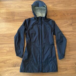 Patagonia Women’s Black Hooded Rain Jacket Long Waterproof Small